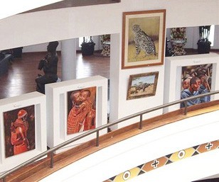 Picture Rail System for Art Hanging by Gallery System