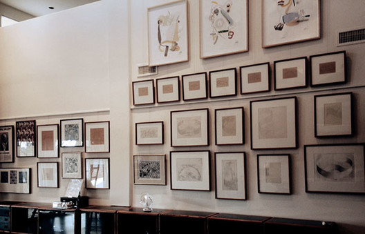 Gallery Hanging Systems for Home Art Display