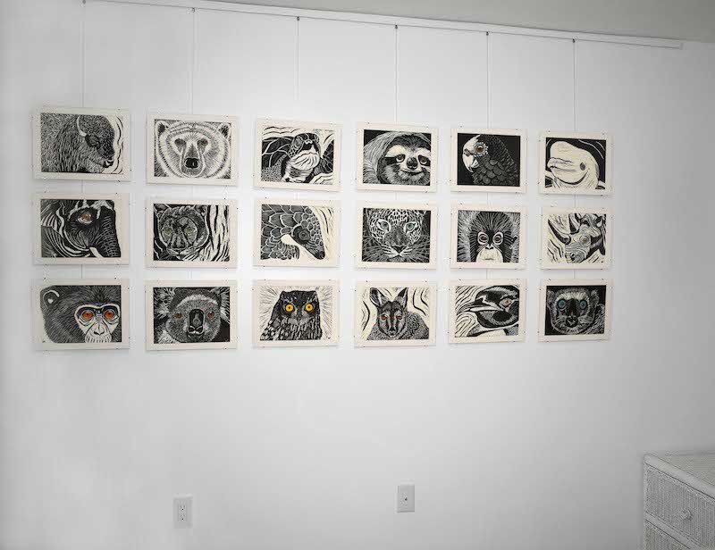 Group Artworks for Display Easily with Gallery System